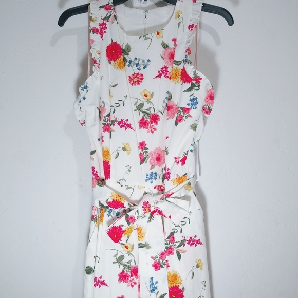 Gal Meets Glam collection
Floral jumpsuit NWT - Picture 9 of 14